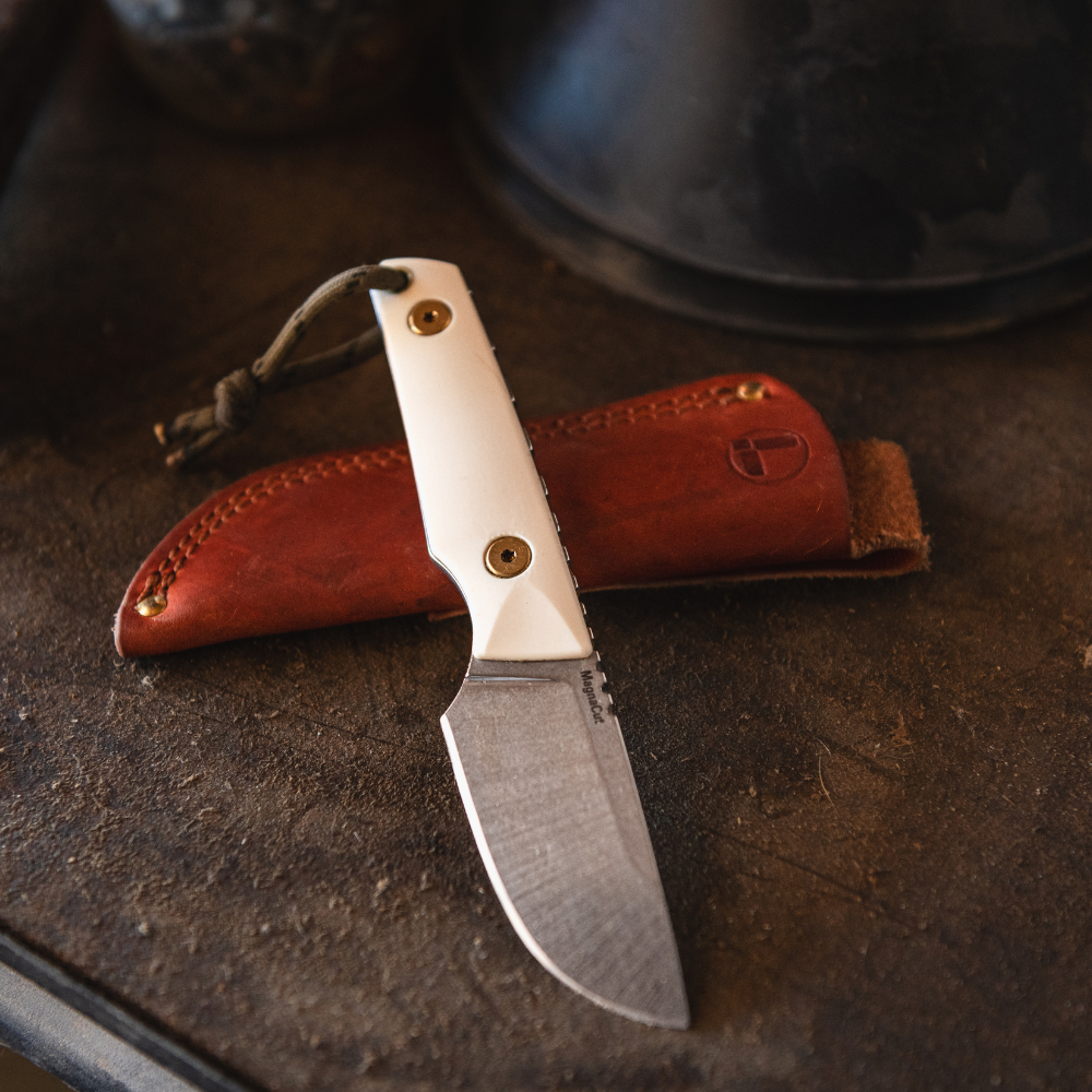 GARAGE #007: Malloy Special w/Leather Sheath
